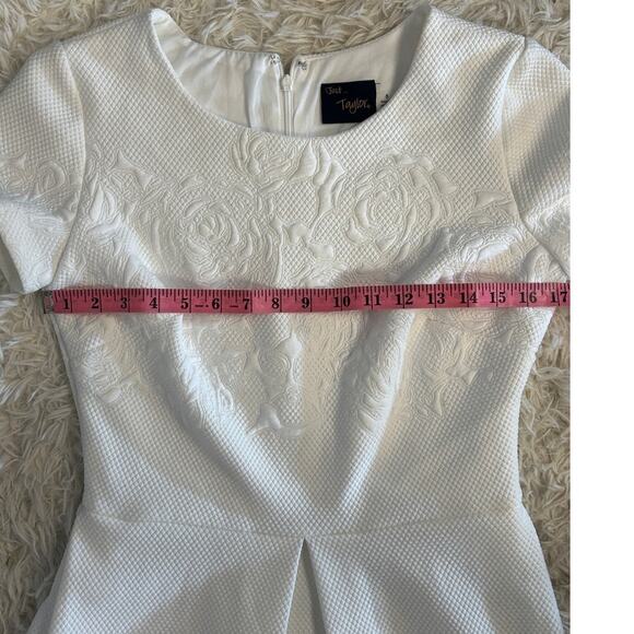 Just Taylor Women's Size 8 White Floral Fit & Flare Inverted Pleat Dress #0246 - Picture 12 of 14
